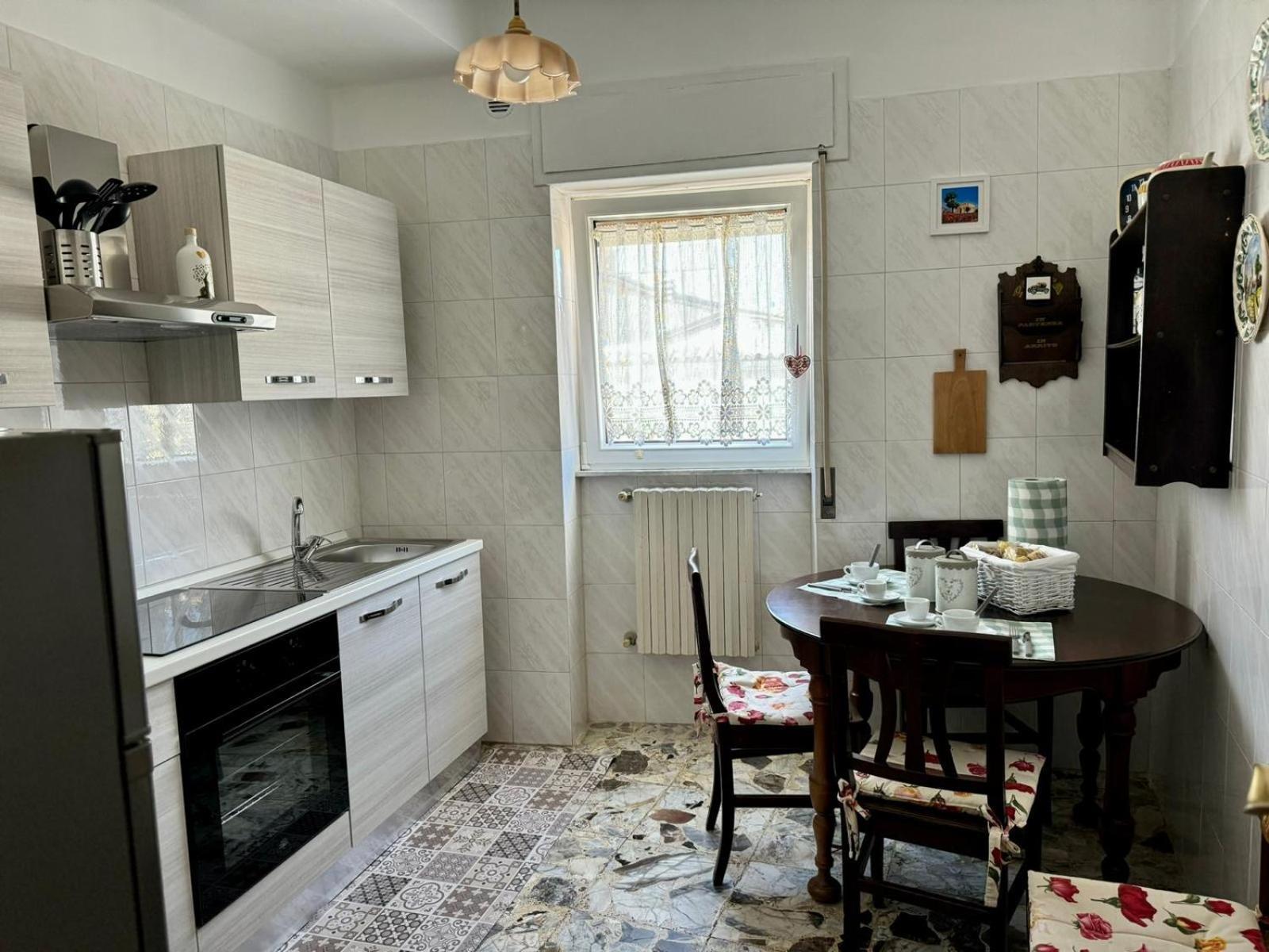 דירות Monte SantʼAngelo Ely House מראה חיצוני תמונה