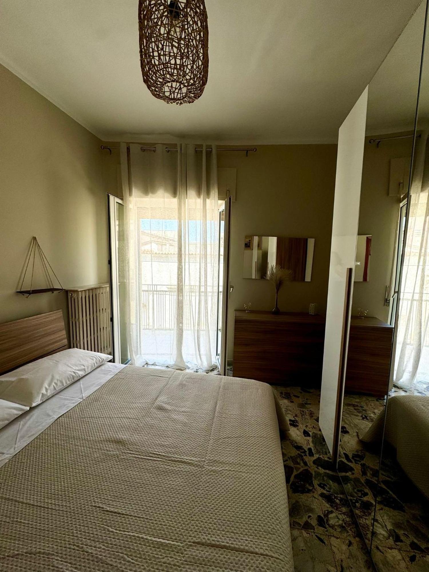 דירות Monte SantʼAngelo Ely House מראה חיצוני תמונה