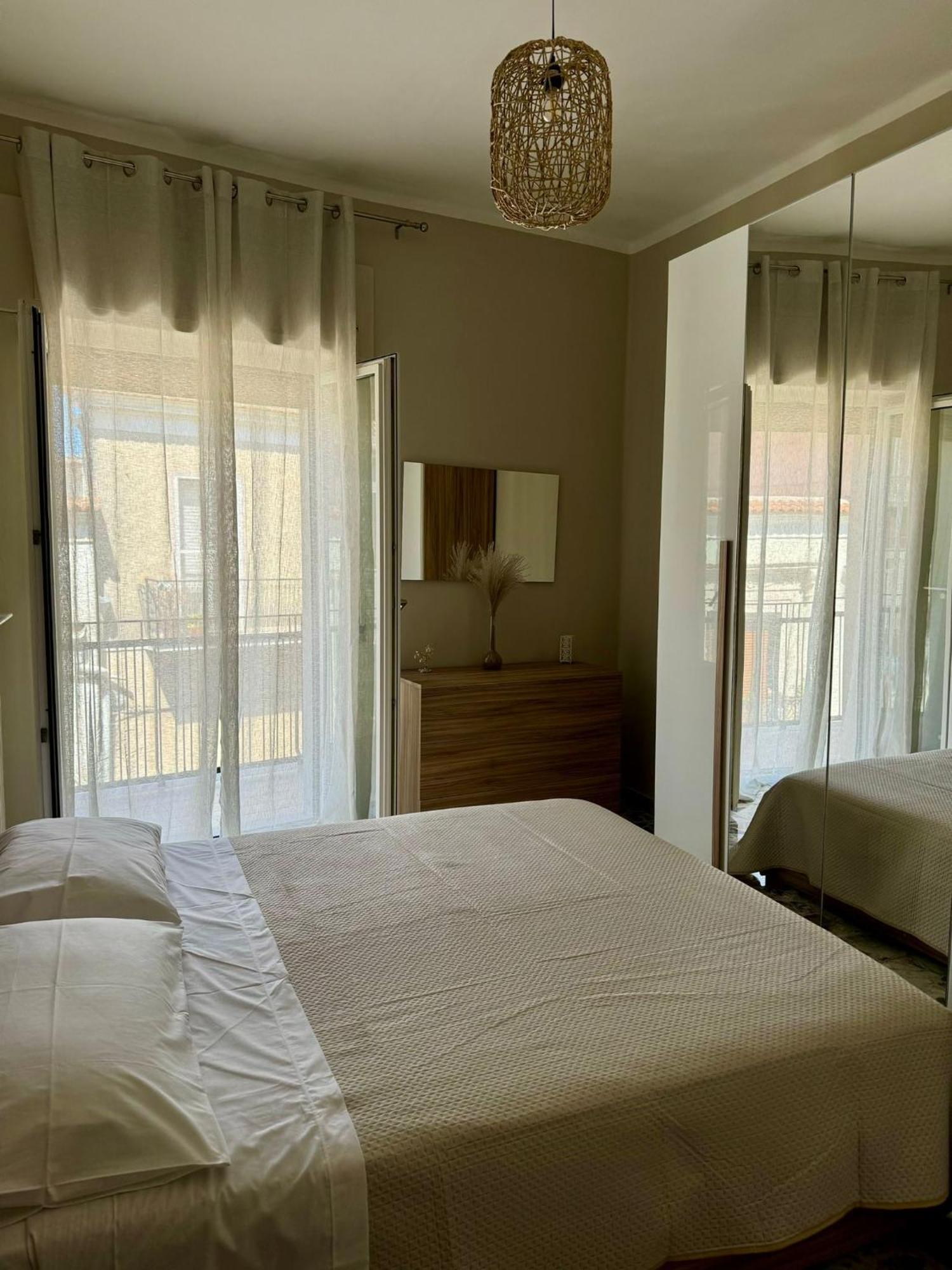 דירות Monte SantʼAngelo Ely House מראה חיצוני תמונה