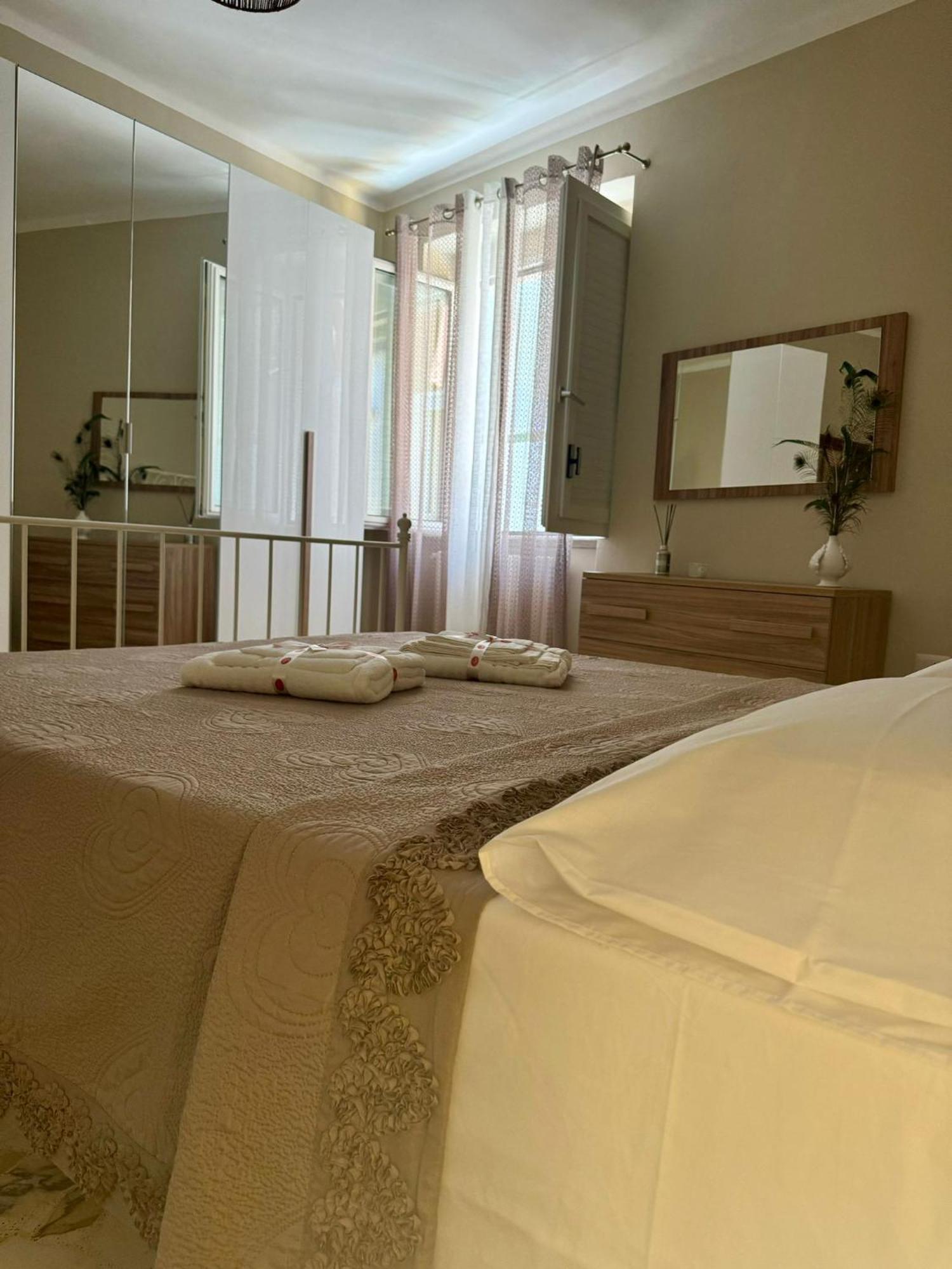 דירות Monte SantʼAngelo Ely House מראה חיצוני תמונה